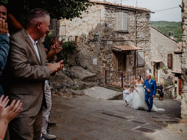 Il matrimonio di Marco e Gemma a Roccastrada, Grosseto 17