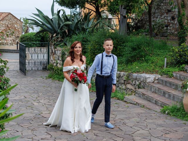 Il matrimonio di Thibault e Cècile a Taormina, Messina 4