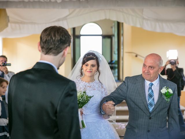 Il matrimonio di Anthony e Sabrina a Castel San Pietro Terme, Bologna 5