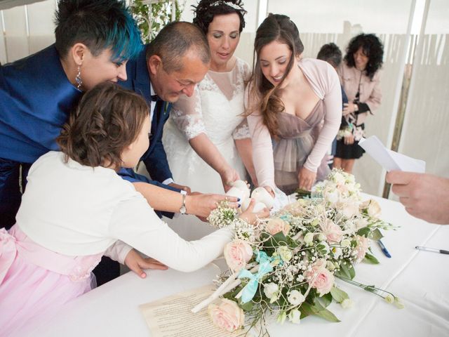 Il matrimonio di Roberto e Patrizia a Viareggio, Lucca 32