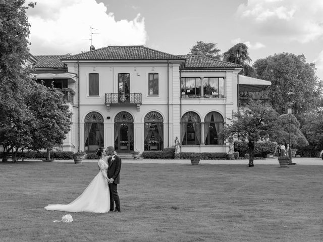 Il matrimonio di Eleonora e Mirco a Lesmo, Monza e Brianza 37