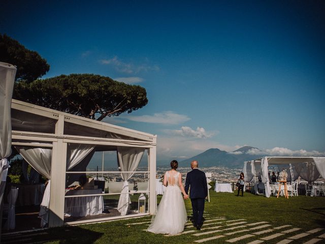 Il matrimonio di Roberto e Joulie a Napoli, Napoli 49