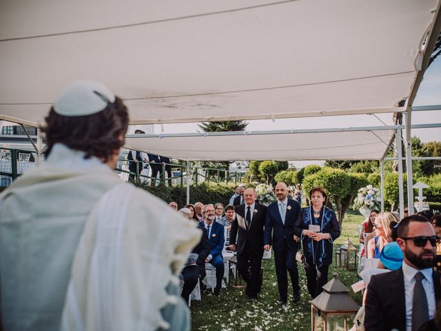 Il matrimonio di Roberto e Joulie a Napoli, Napoli 55