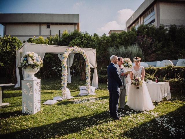 Il matrimonio di Roberto e Joulie a Napoli, Napoli 60