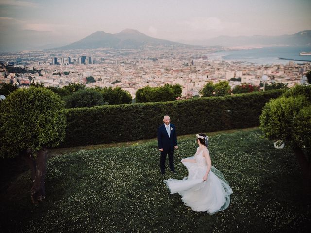 Il matrimonio di Roberto e Joulie a Napoli, Napoli 2