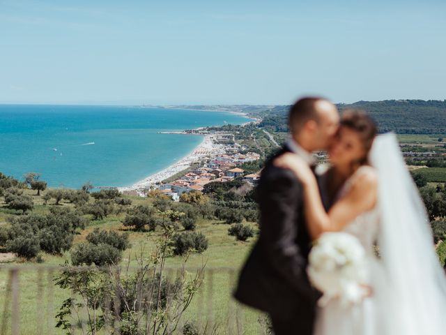 Il matrimonio di Francesca e Lorenzo a Fossacesia, Chieti 35