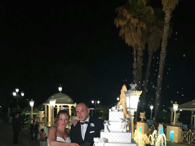 Il matrimonio di Davide   e Ramona   a Napoli, Napoli 13