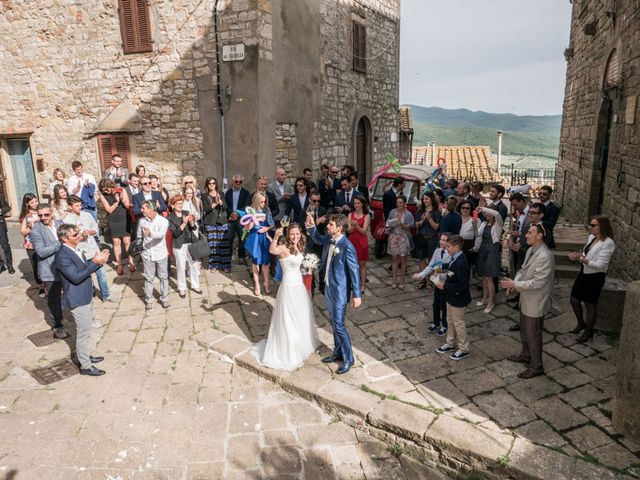 Il matrimonio di Stefano e Silvia a Casale Marittimo, Pisa 13