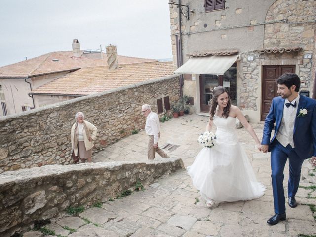 Il matrimonio di Stefano e Silvia a Casale Marittimo, Pisa 18