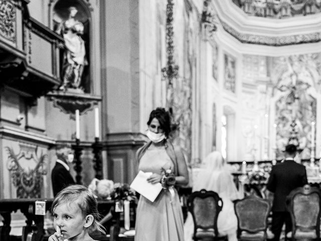 Il matrimonio di Luca e Marika a Dongo, Como 17