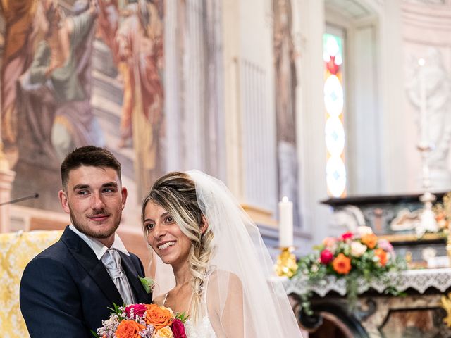 Il matrimonio di Luca e Marika a Dongo, Como 25