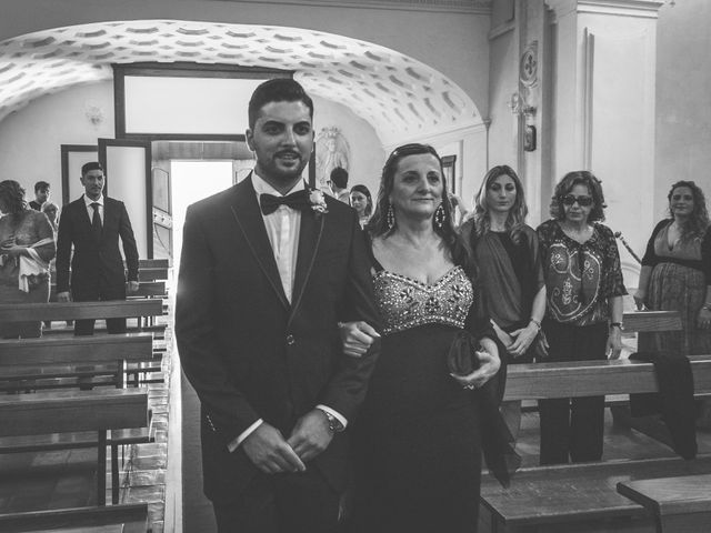 Il matrimonio di Roberto e Bruna a Pozzuoli, Napoli 23