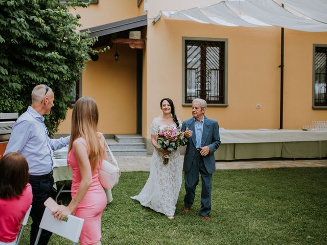 Il matrimonio di Michele e Valeria a Tornaco, Novara 25