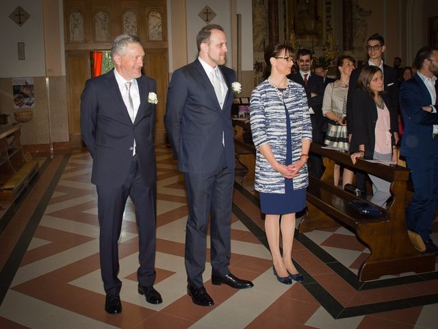 Il matrimonio di Marco e Yuliya a Castello di Godego, Treviso 38