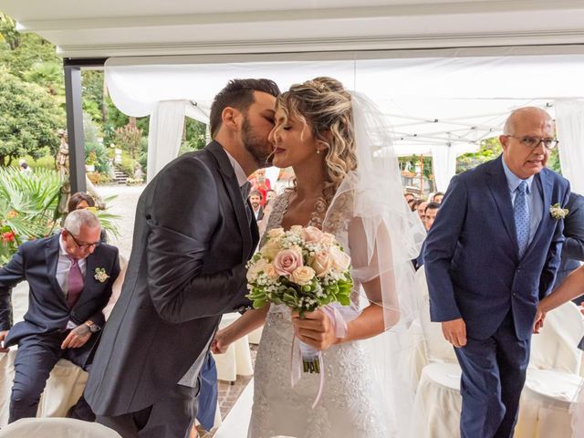 Il matrimonio di Fabio e Fiorella a Vergiate, Varese 15