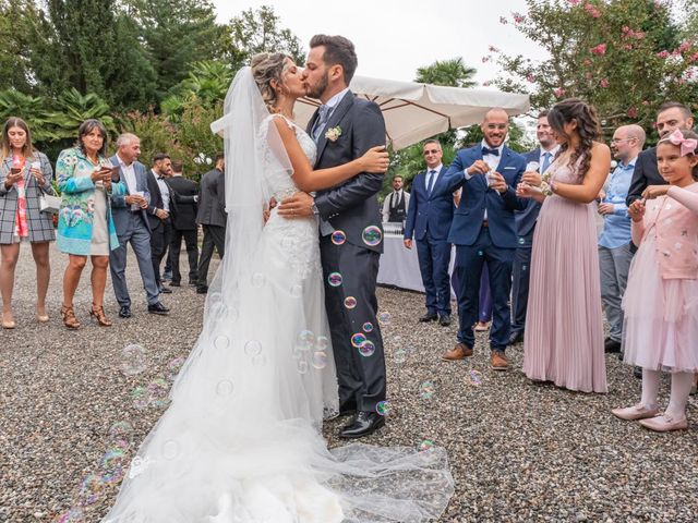 Il matrimonio di Fabio e Fiorella a Vergiate, Varese 24