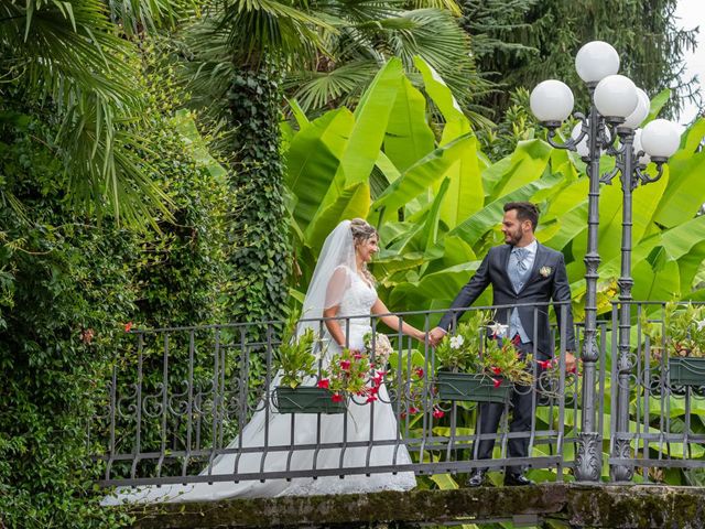 Il matrimonio di Fabio e Fiorella a Vergiate, Varese 25