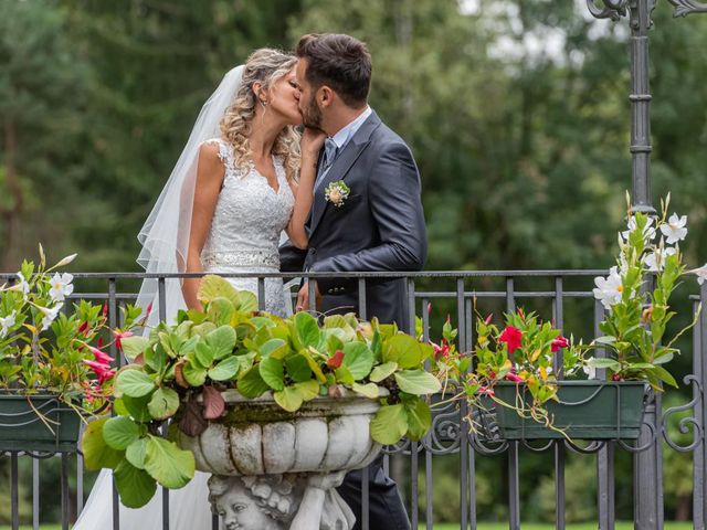 Il matrimonio di Fabio e Fiorella a Vergiate, Varese 33