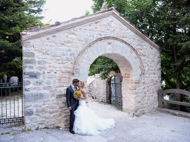 Il matrimonio di David e Elisa a Serra Sant&apos;Abbondio, Pesaro - Urbino 17