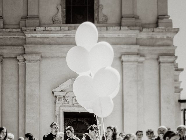 Il matrimonio di Roberto e Valeria a Bisuschio, Varese 69