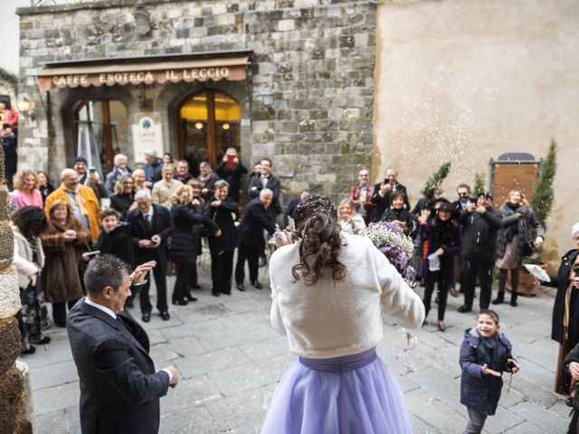 Il matrimonio di Simone e Elisa a Montalcino, Siena 35