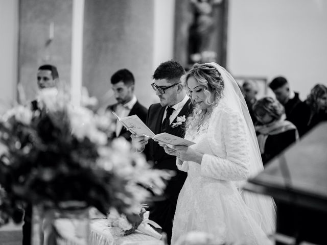 Il matrimonio di Mirko e Sara a Borgomanero, Novara 27