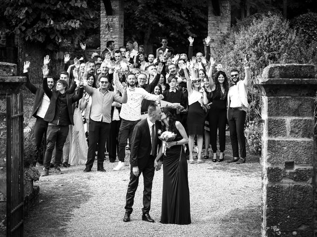 Il matrimonio di Pier Giorgio e Debora a Stia, Arezzo 16