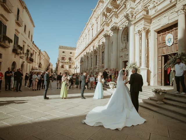 Il matrimonio di Massimiliano e Cecilia a Lecce, Lecce 40