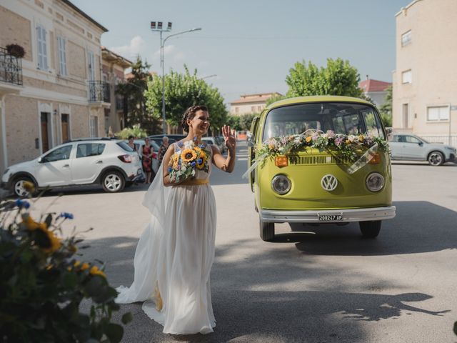 Il matrimonio di Simona e Mauro a Offida, Ascoli Piceno 27