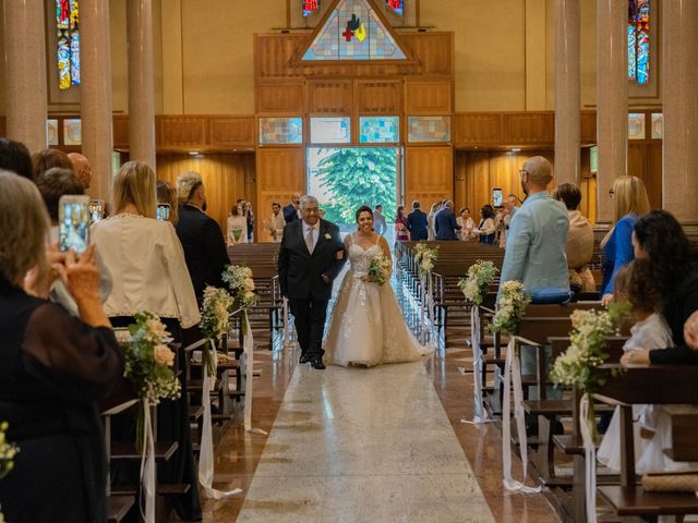 Il matrimonio di Roberta e Fabio a Meda, Monza e Brianza 22