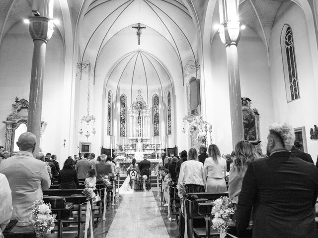 Il matrimonio di Roberta e Fabio a Meda, Monza e Brianza 28