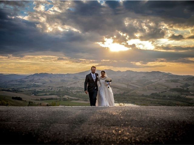 Il matrimonio di Mirko e Elena a San Lazzaro di Savena, Bologna 29