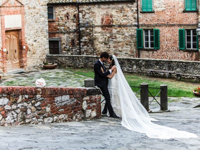 Il matrimonio di Roberto e Martina a Lucignano, Arezzo 89