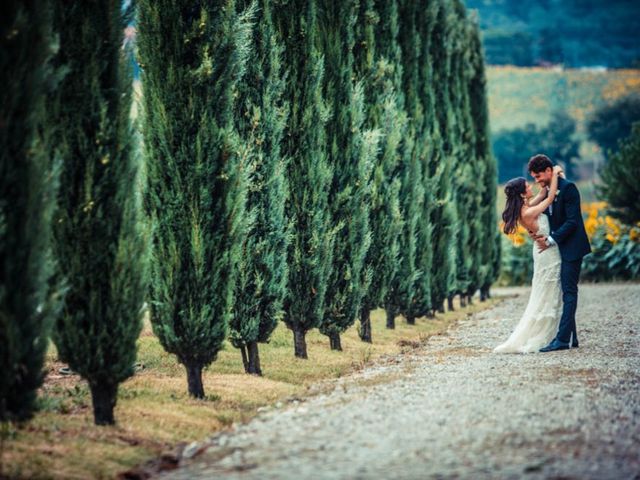 Il matrimonio di Roberto e Martina a Lucignano, Arezzo 97