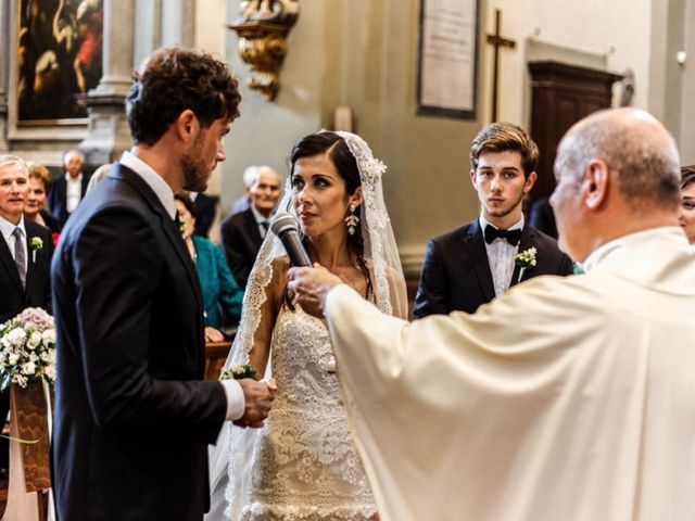 Il matrimonio di Roberto e Martina a Lucignano, Arezzo 152