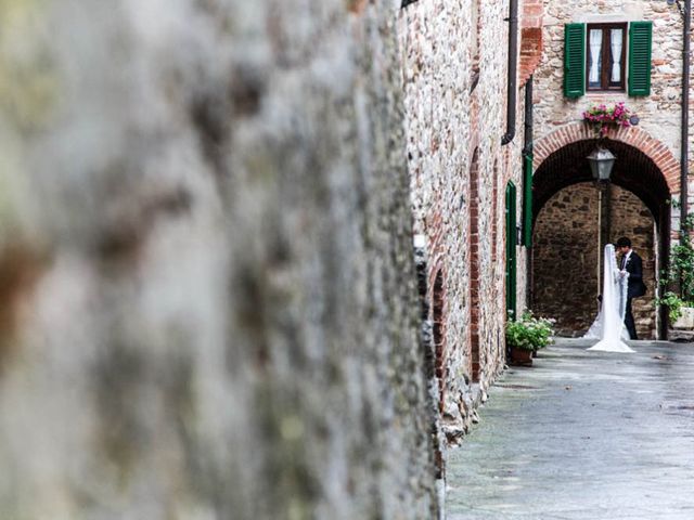 Il matrimonio di Roberto e Martina a Lucignano, Arezzo 171