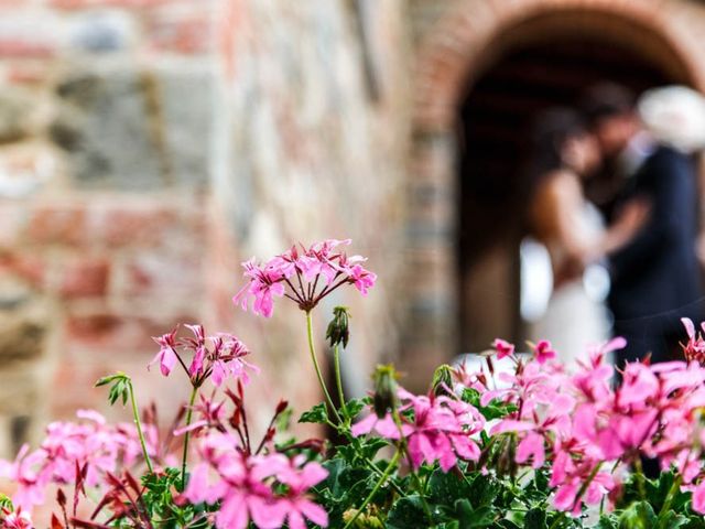 Il matrimonio di Roberto e Martina a Lucignano, Arezzo 178