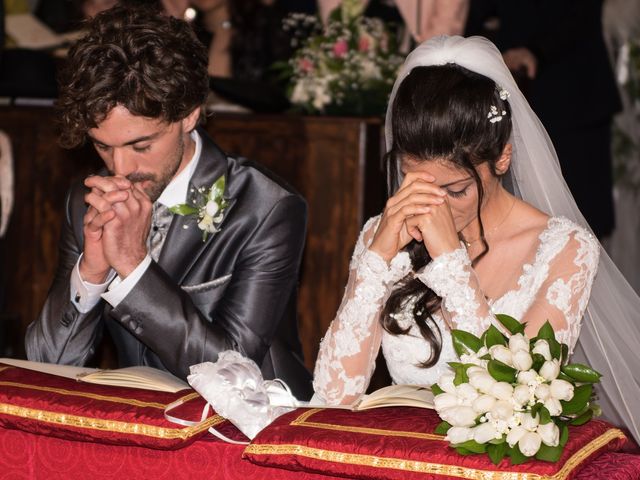 Il matrimonio di Michele e Sara a Monte Roberto, Ancona 18