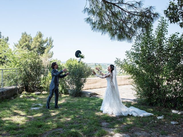 Il matrimonio di Michele e Sara a Monte Roberto, Ancona 23