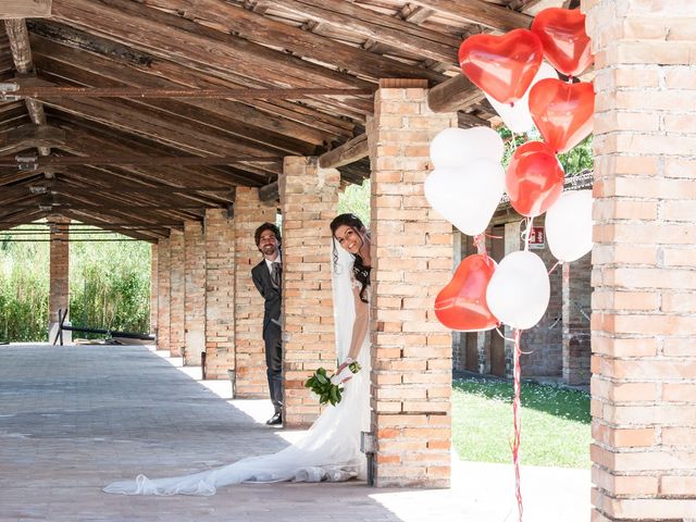 Il matrimonio di Michele e Sara a Monte Roberto, Ancona 27