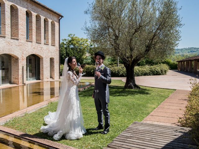 Il matrimonio di Michele e Sara a Monte Roberto, Ancona 28