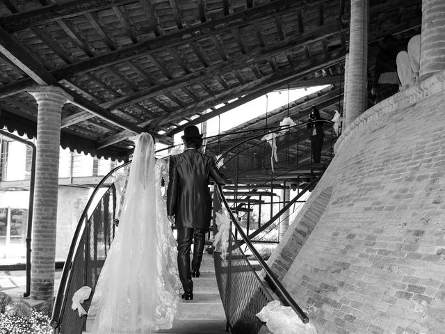 Il matrimonio di Michele e Sara a Monte Roberto, Ancona 31