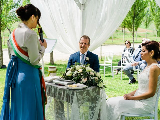 Il matrimonio di Armando e Jennifer a Loreto Aprutino, Pescara 25