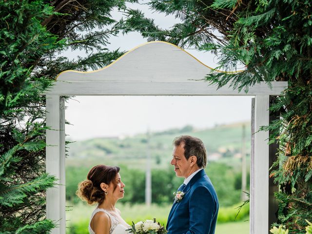 Il matrimonio di Armando e Jennifer a Loreto Aprutino, Pescara 61