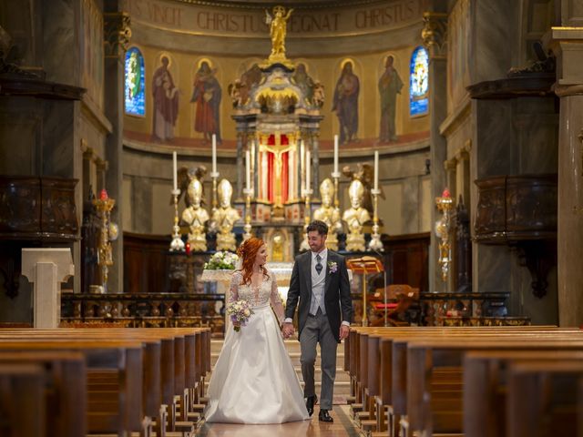 Il matrimonio di Lorenzo  e Marina  a Canzo, Como 11
