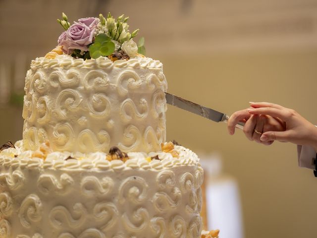 Il matrimonio di Lorenzo  e Marina  a Canzo, Como 16