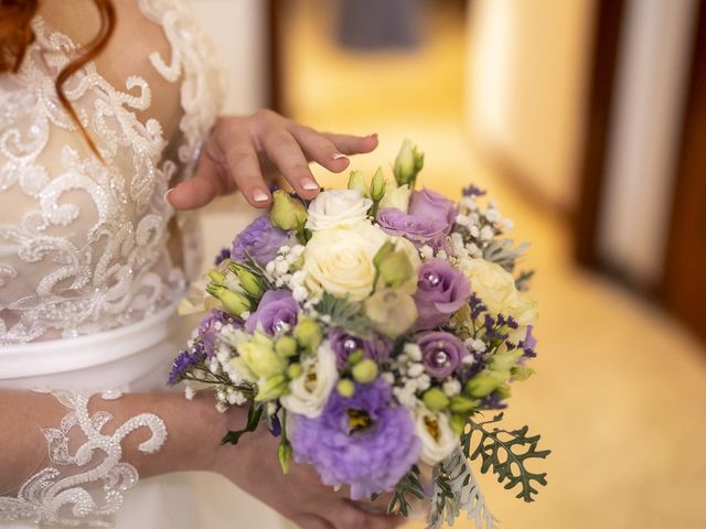 Il matrimonio di Lorenzo  e Marina  a Canzo, Como 23