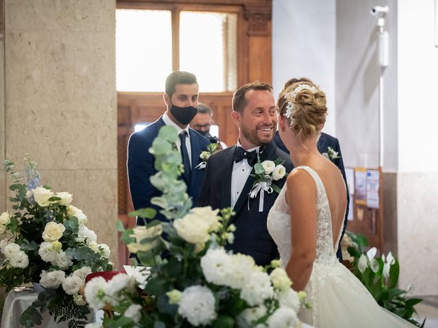 Il matrimonio di Simone e Giulia a Viareggio, Lucca 14