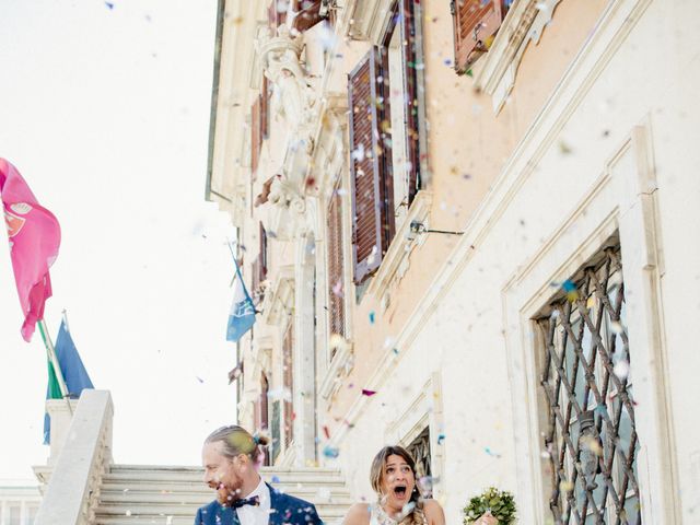 Il matrimonio di Iuri e Martina a Livorno, Livorno 33