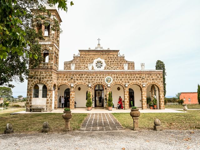 Il matrimonio di Azzurra e Giovanni a Rignano Flaminio, Roma 30
